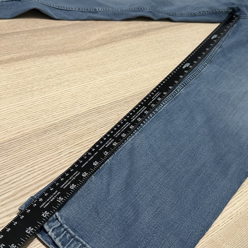 Mugsy Lake Shores Jeans Flex Stretch Denim Mens 35 x 34 Med Blue Cycling Active - Picture 13 of 13